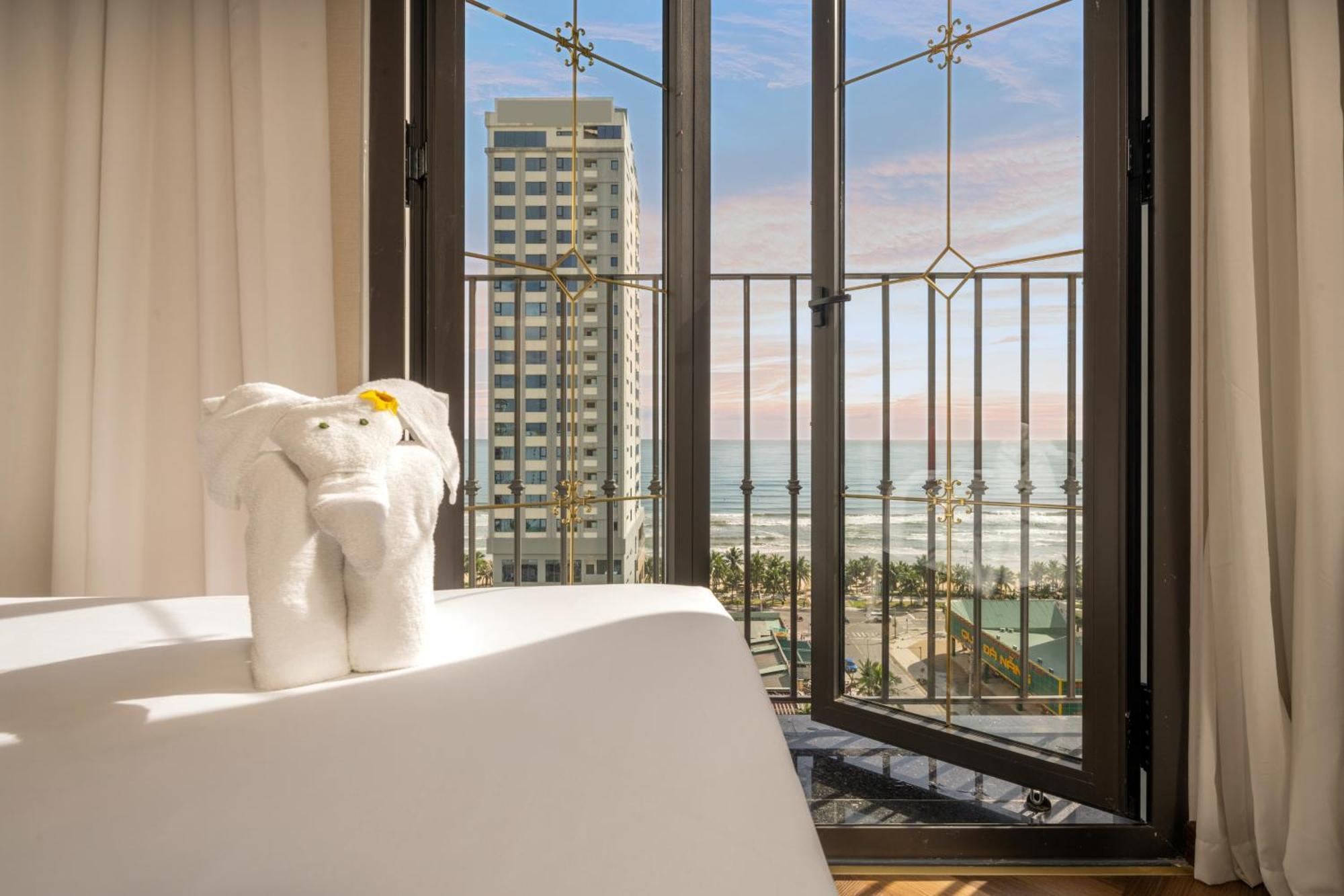 Golden Lotus Luxury Hotel Danang - Complimentary Daily Afternoon Tea Exterior foto